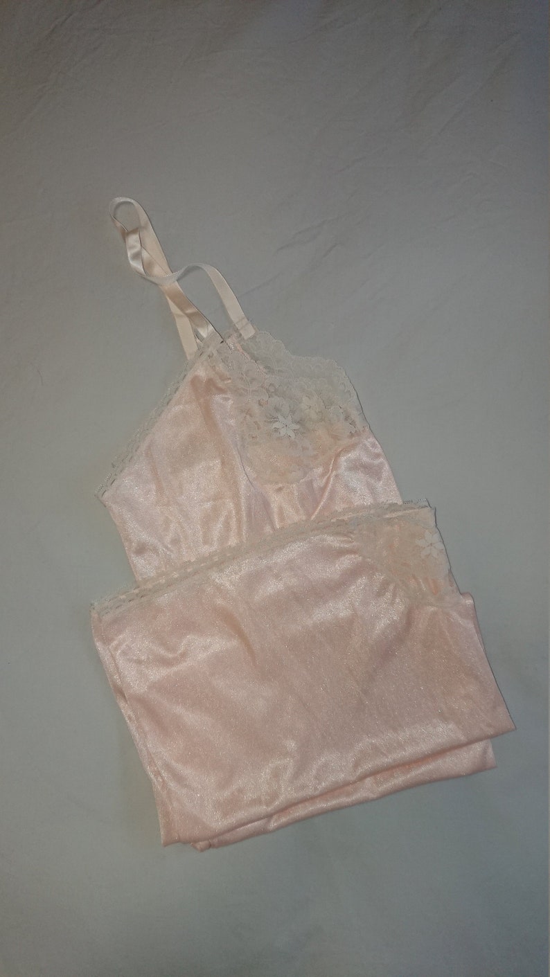 size 16 AusUK /& 8US 38 Full Slip Petticoat by Movie Star Lingerie