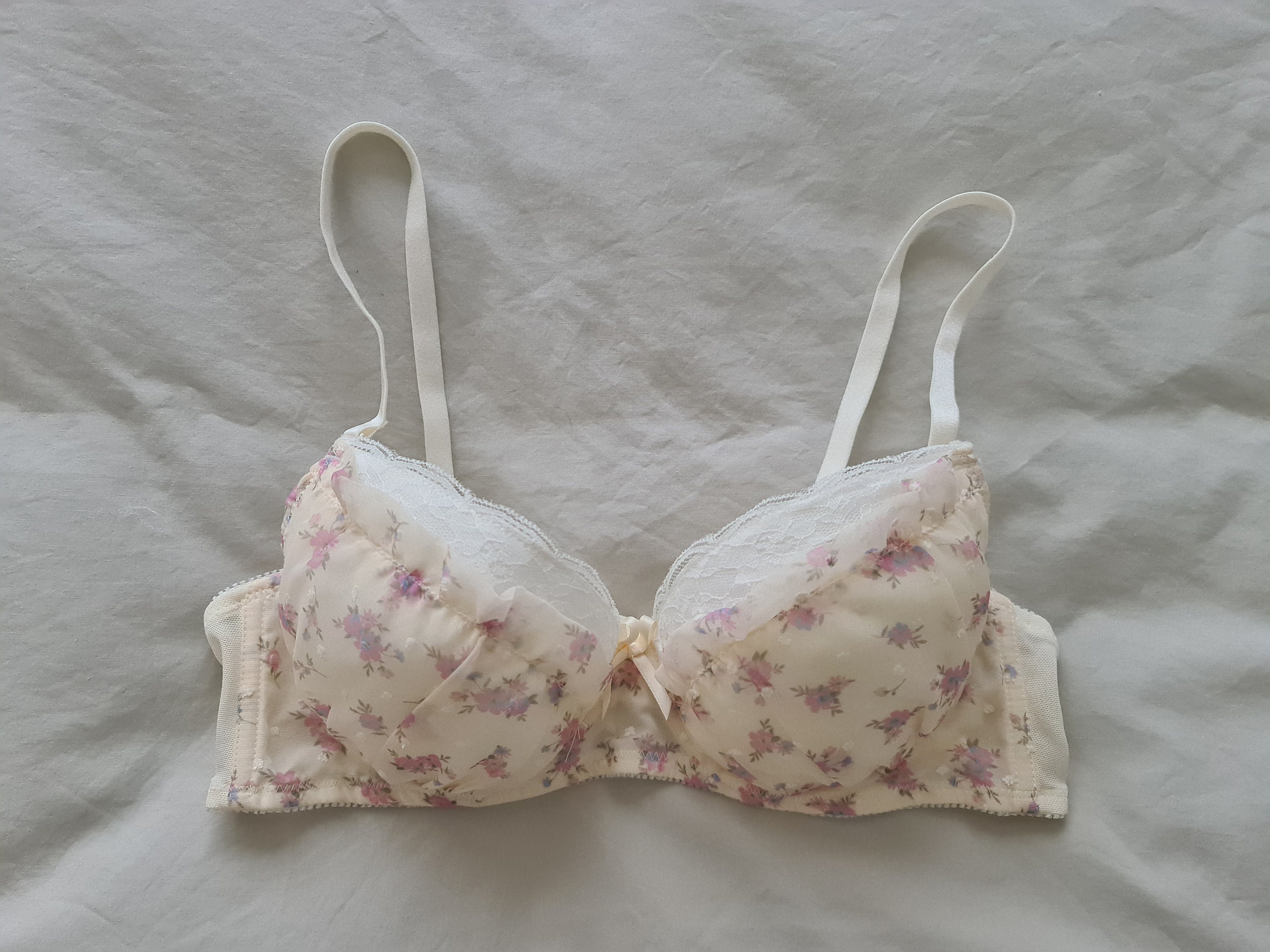 Vintage Bra From Japan size 14A Aus & 36A UK/US, C80 Japan -  India