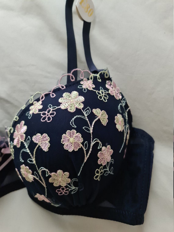 Vintage Bra From Japan size 14C Aus & 36C UK/US, Japan E80 -  Sweden