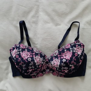 Vintage Bra From Japan size 14C Aus & 36C UK/US, Japan E80 