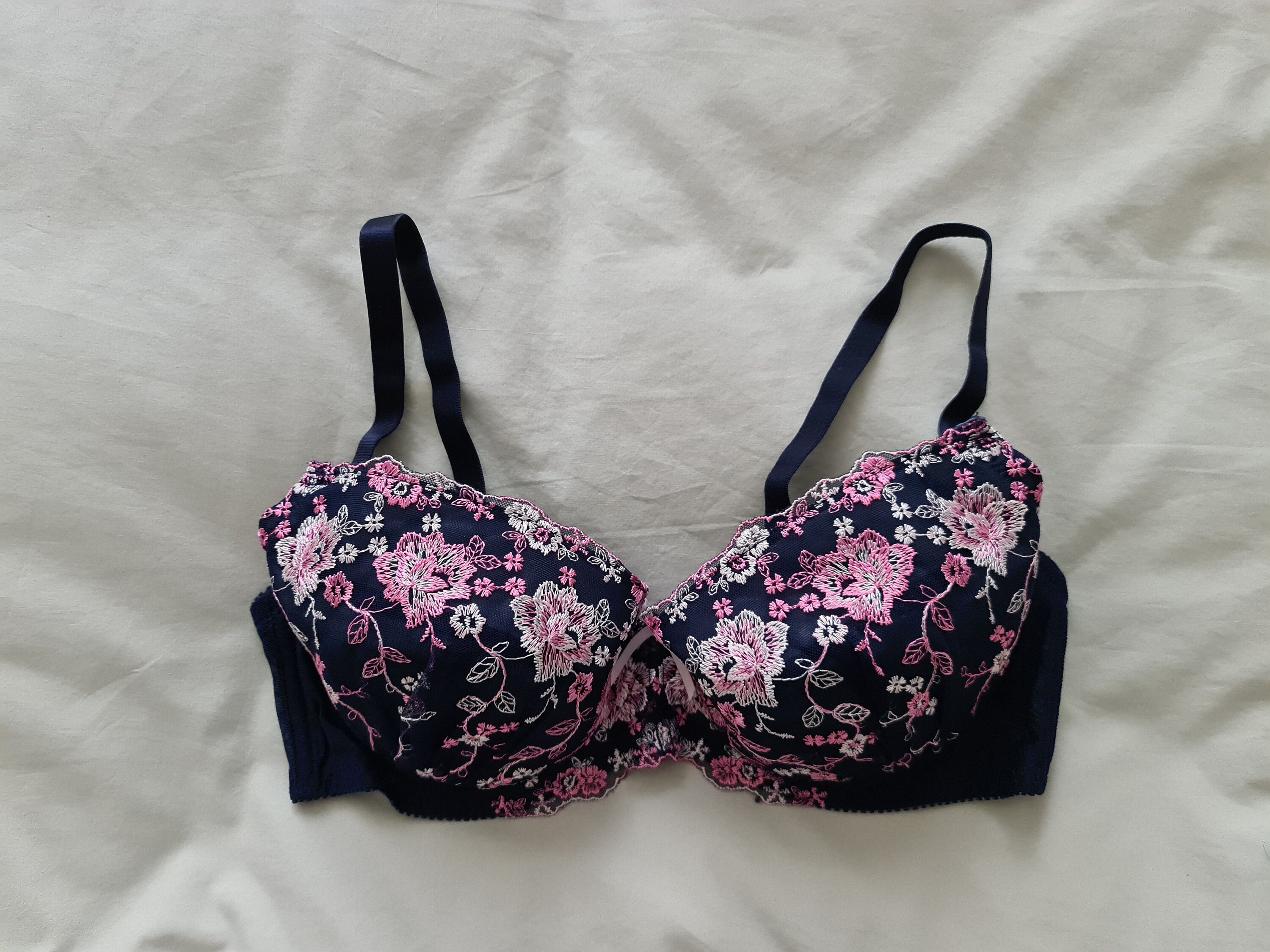 Vintage Bra From Japan size 14D Aus & 36D UK/US, F80 Japan 