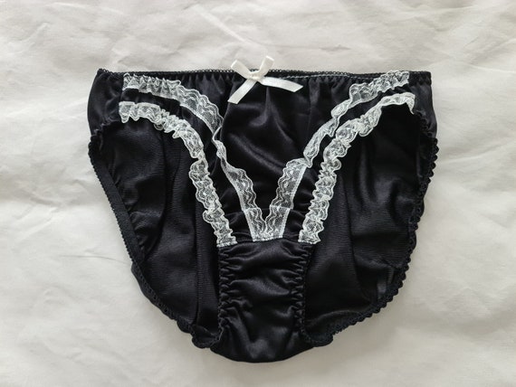 Silky Hipster Bikini Panties From Japan size 12 Aus/uk & 6/US -  Israel