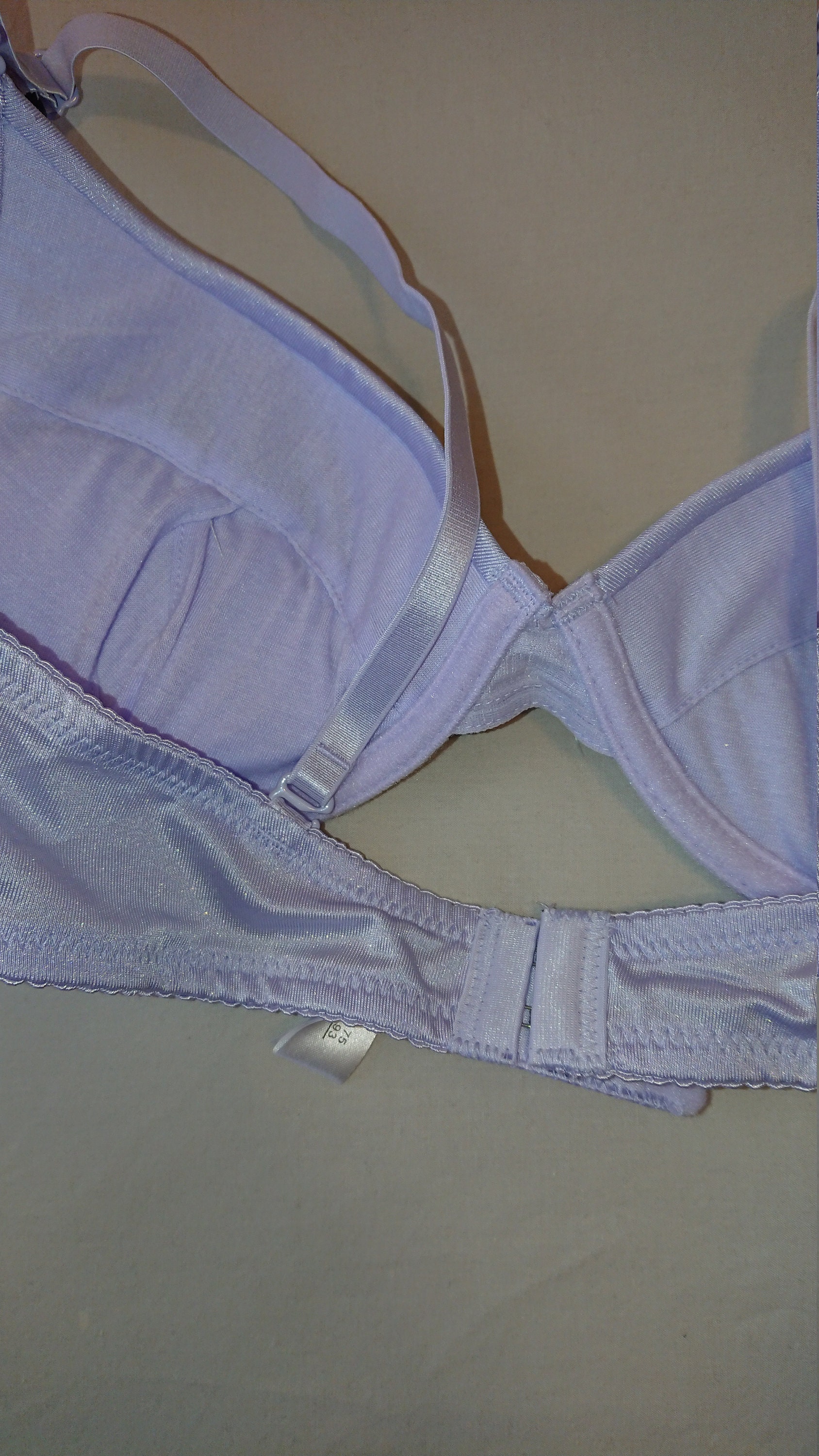 Vintage Bra From Japan size 12B Aus & 34B US/UK, D75 Japan -  Canada