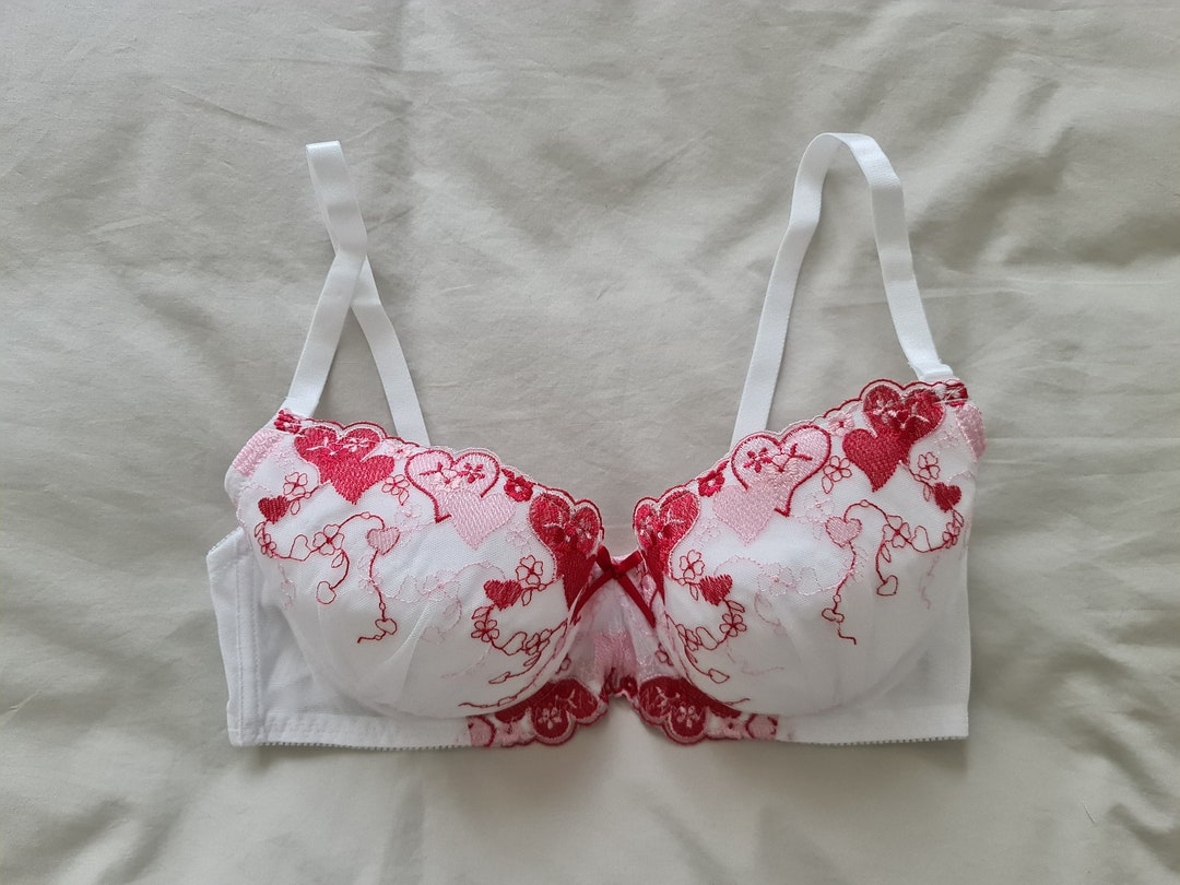 btemptd bgorgeous U/W Bra: Chinese Red: UK36 / EUR80: UK D/US D - Chantilly  Online