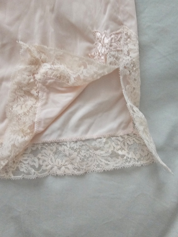 Half Slip Mini Petticoat by Vanity Fair Lingerie … - image 4
