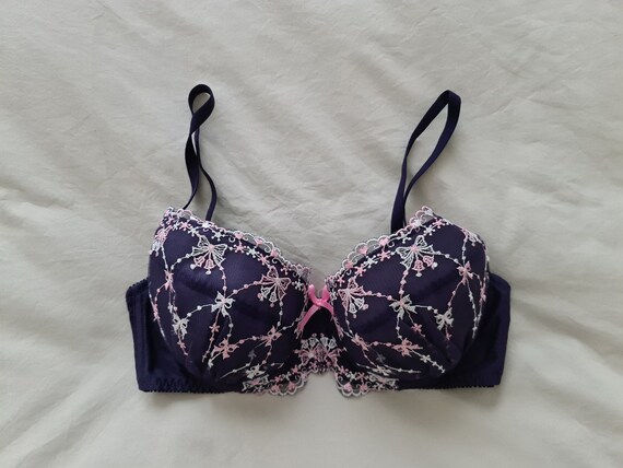 Vintage Bra from Japan size XS 8B AusUK /& 30BUS