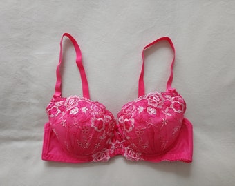 Vintage New Old Stock Bra From Japan size 12B Aus & 34B UK/US, Japan D75 