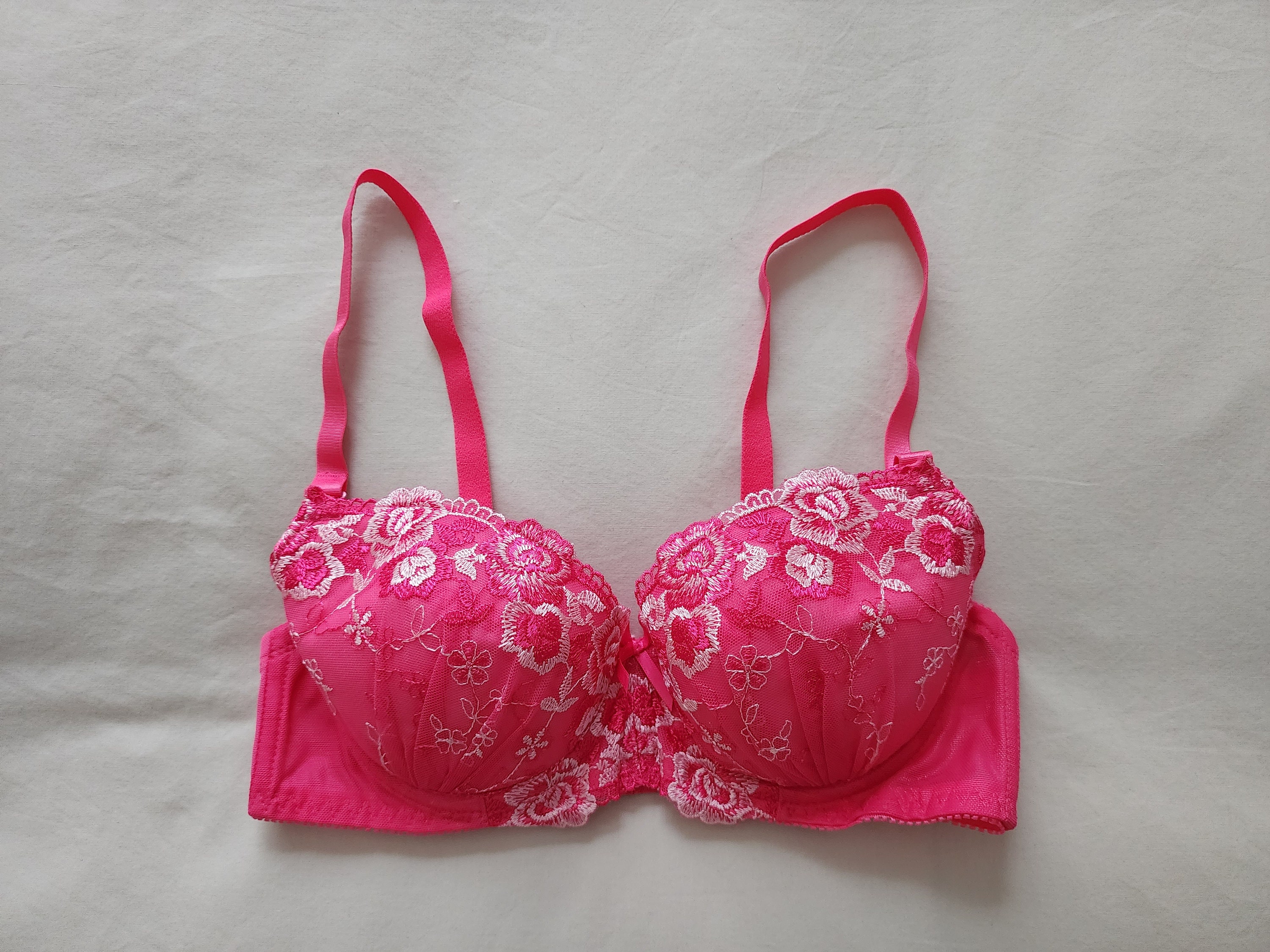 Vintage Red Lace French Butterfly Bra, Size 32B 
