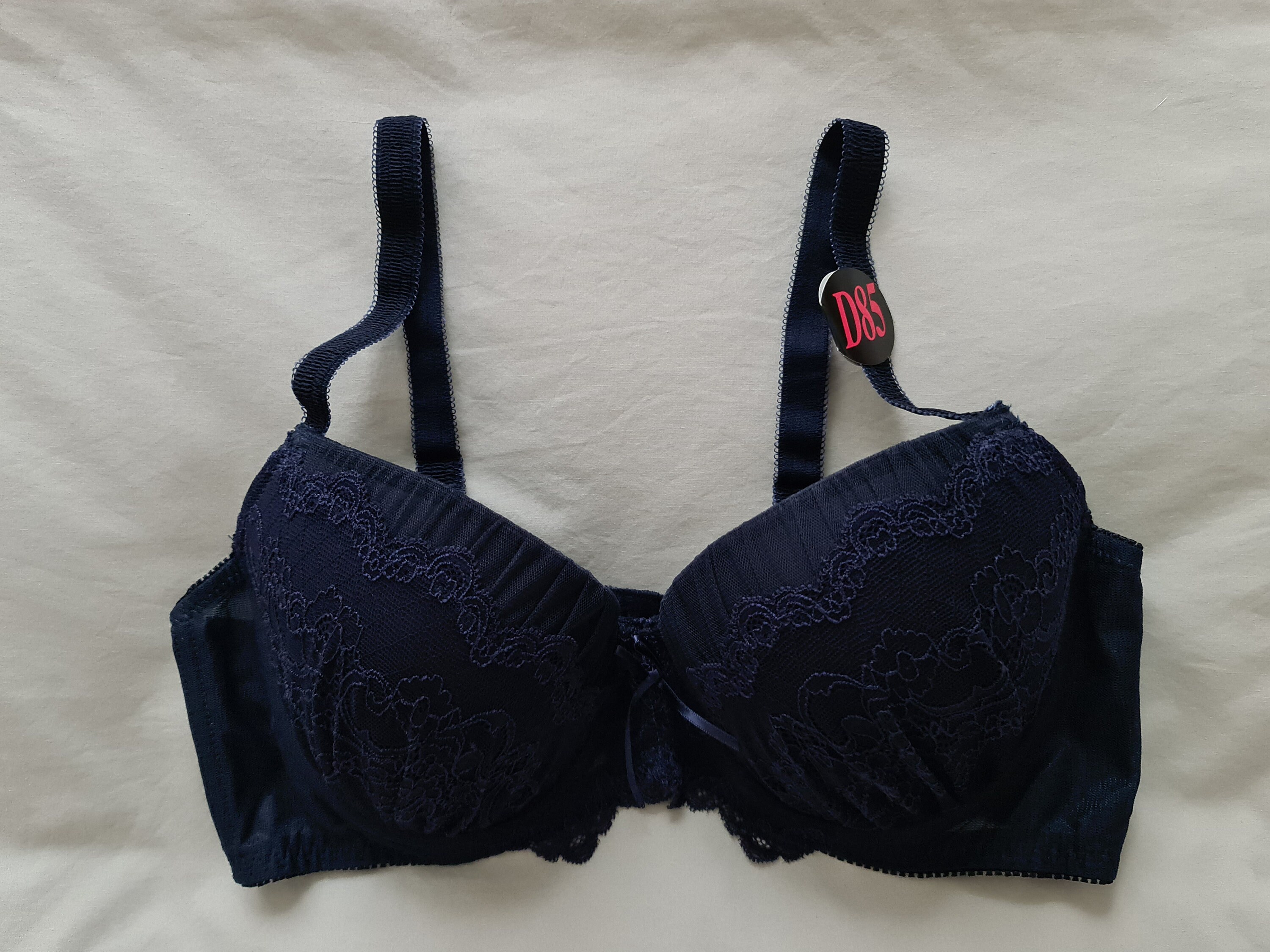 38b Bra -  Canada