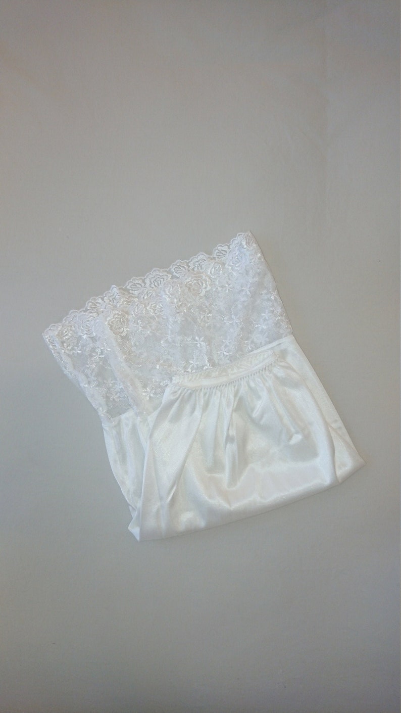 Half Slip Mini Petticoat du Japon taille 12 Aus/UK & 6/US ...
