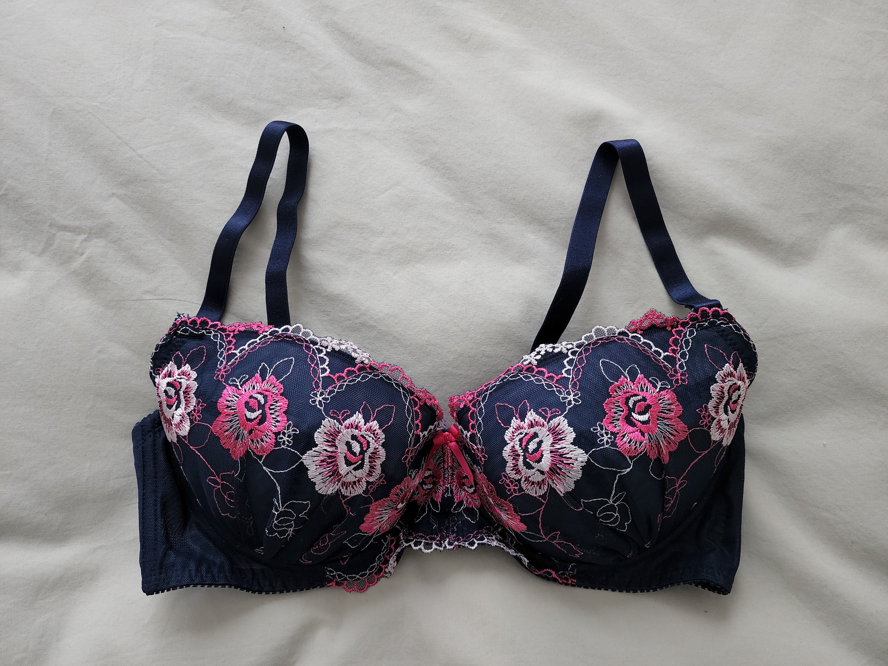 Vintage Bra From Japan size 14D Aus & 36D UK/US, Japan F80 -  UK