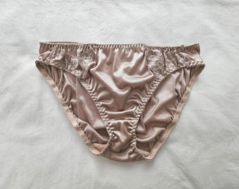 Silky Bikini Panties from Japan (size 16 Aus/UK & 8/US)
