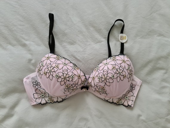 Vintage Bra from Japan size XS 8B AusUK /& 30BUS