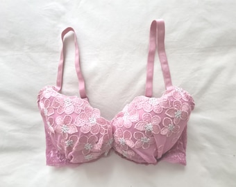 Vintage Bra from Japan (size 12D Aus & 34D UK/US, Japan F75)