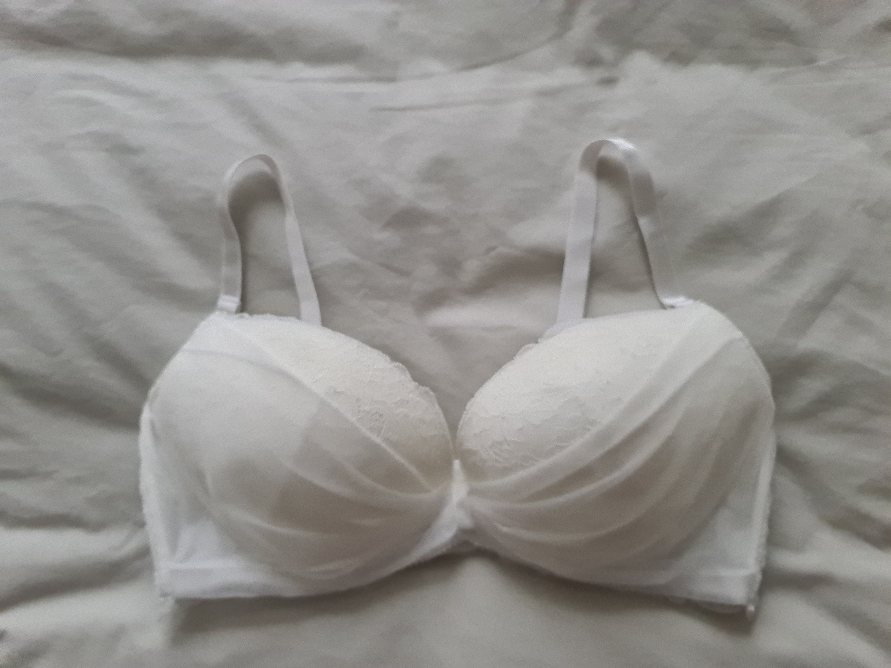 Vintage Bra From Japan size 18C Aus & 40C UK/US, Japan E90 