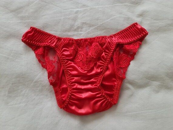 size 10 AusUK /& 5US Silky Thong Flutter Panties from Japan