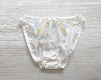 Silky Hi Cut Bikini Panties from Japan (size 10 Aus/UK & 5/US)