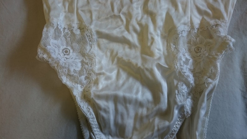 Silky Teddy by Warner/'s Lingerie size 12 AusUK /& 6US
