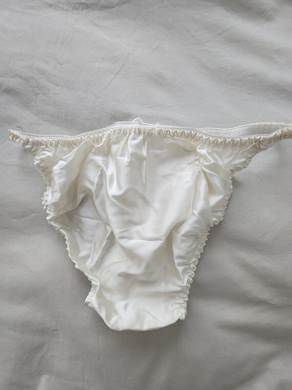 Silky String Bikini Panties (size 1416 Aus/UK & 78/… Gem