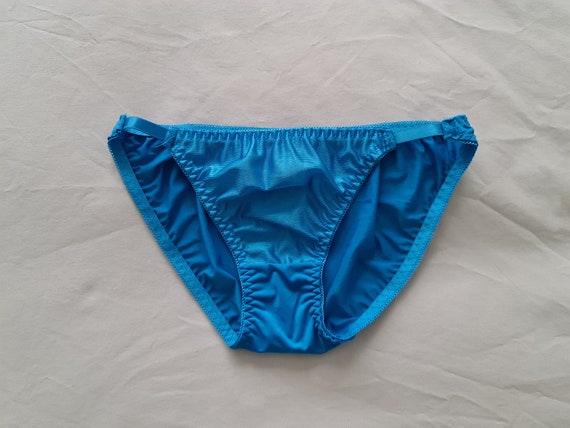 Silky Lo Rise String Bikini Panties From Japan size 10-12 Aus/uk & 5-6/US 