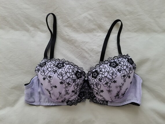 Vintage Bra from Japan size XS 8B AusUK /& 30BUS