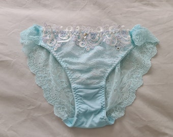 Bragas de Bikini Lacey de Japón (tamaño 10 Aus/UK & 5/US)