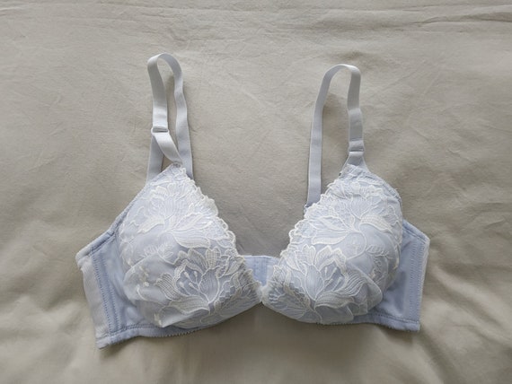 Vintage Bra From Japan size 12A Aus & 34A UK/US, Japan C75 