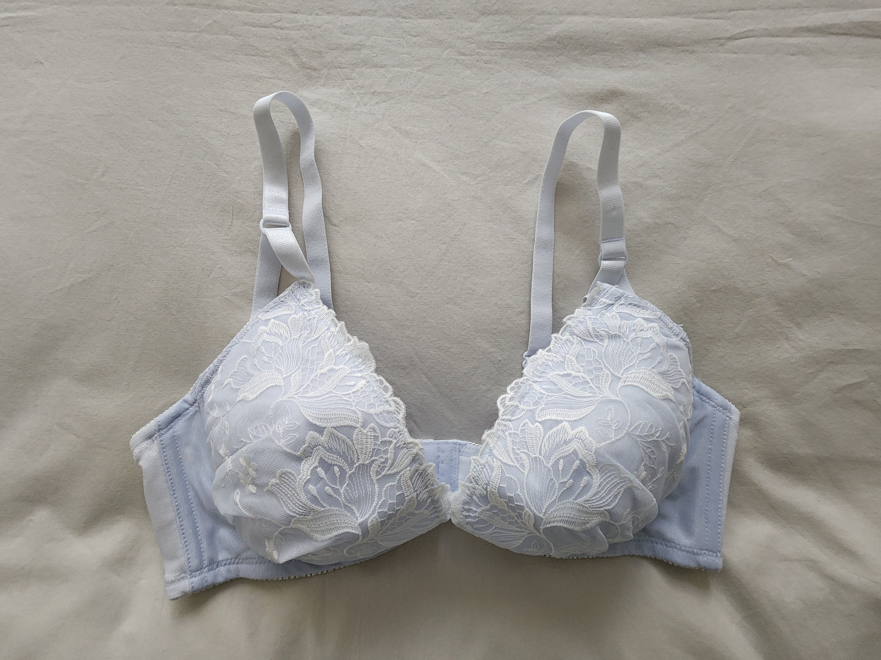 Vintage Bra From Japan size 12B Aus & 34B UK/US, Japan D75 -  Canada