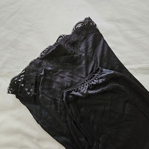 Half Slip Petticoat by Warner&#39;s Lingerie (size 16 Aus/UK & 8/US)