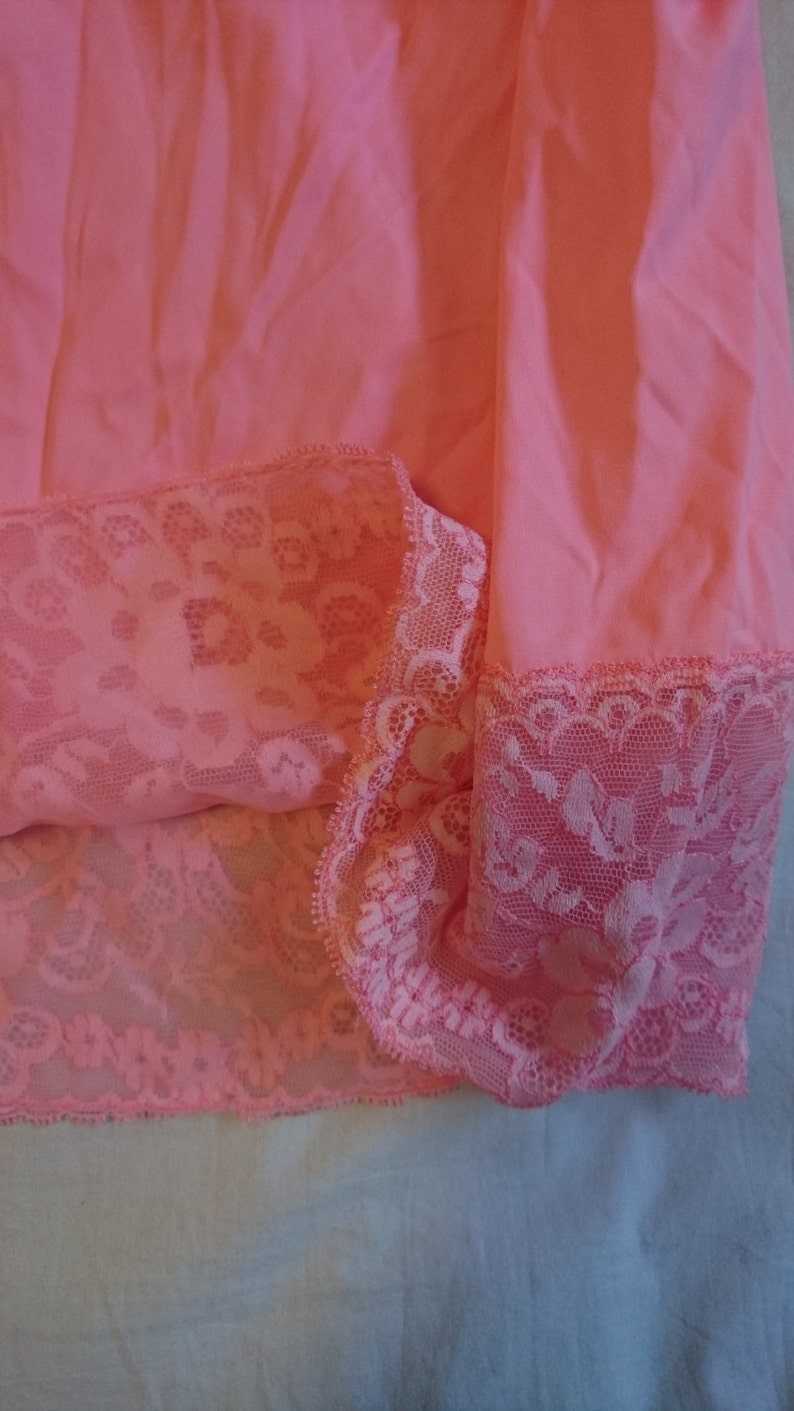 Half Slip Petticoat by Van Raalte size 12 AusUK /& 6US