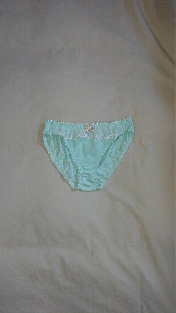 size 10 AusUK /& 5US 3 x Silky Bikini Panties from Japan