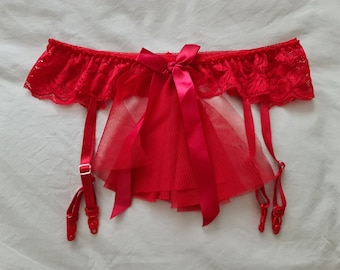 Suspender Belt (size 14 Aus/UK & 7/USA)