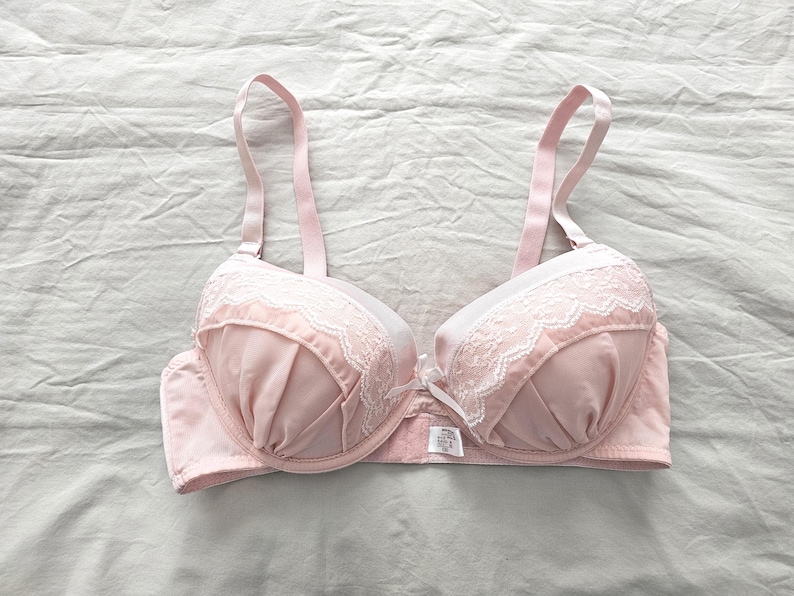 Vintage New/Old Stock Bra from Japan (size 14C Aus & 36C UK/US, Japan E80) image 1