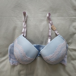 Vintage New Old Stock BH uit Japan (maat 16D Aus & 38D UK/US, Japan F85)