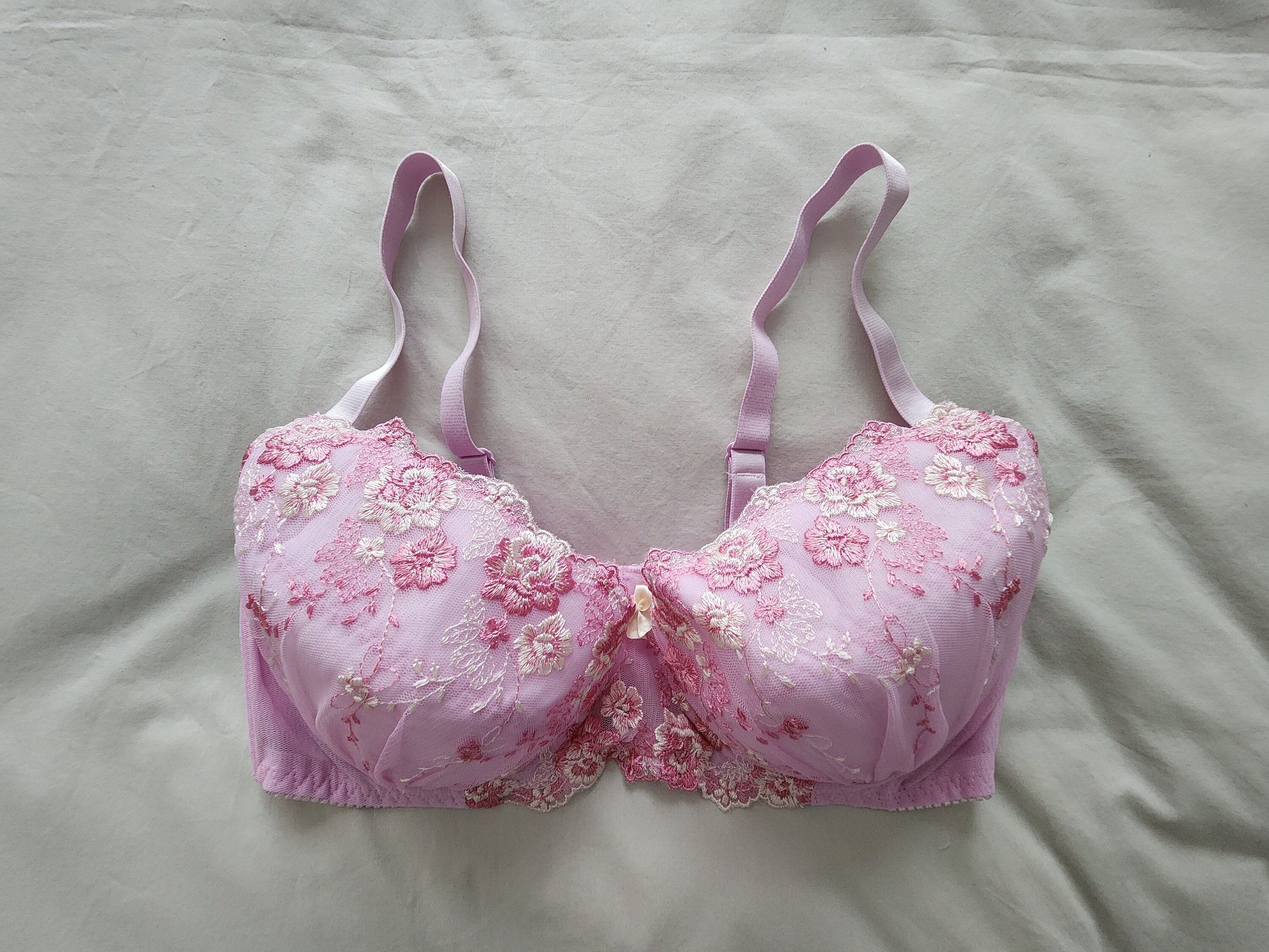 Vintage Bra From Japan size 12A Aus & 34A UK/US, Japan C75 