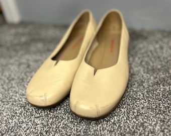 Naturalizer Flat Slip On Flexy Business Casual Womens Dress Shoes