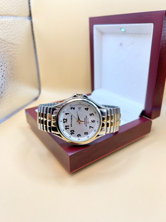 Two Tone Vintage Luxury Watch
Water Resistant Vintage LA Express Luxury Men main image 2