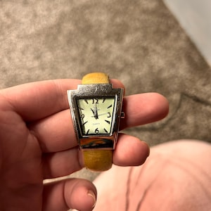 Louis Arden Paris Art Deco Vintage Womens Wrist Watch