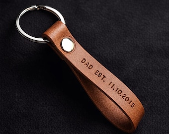 Personalized Leather Dad Keychain - New Father Gift Dad Est Keychain First Father’s Day Gift Established Date Keyring Papa est Keychain