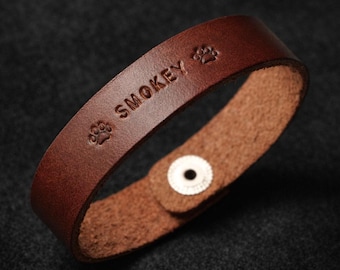 Dog loss bracelet Pet loss gifts Dog paw bracelet Pet Memorial Gift Paw print Pets name remembrance Gift Sympathy gift for loss of pet Dog