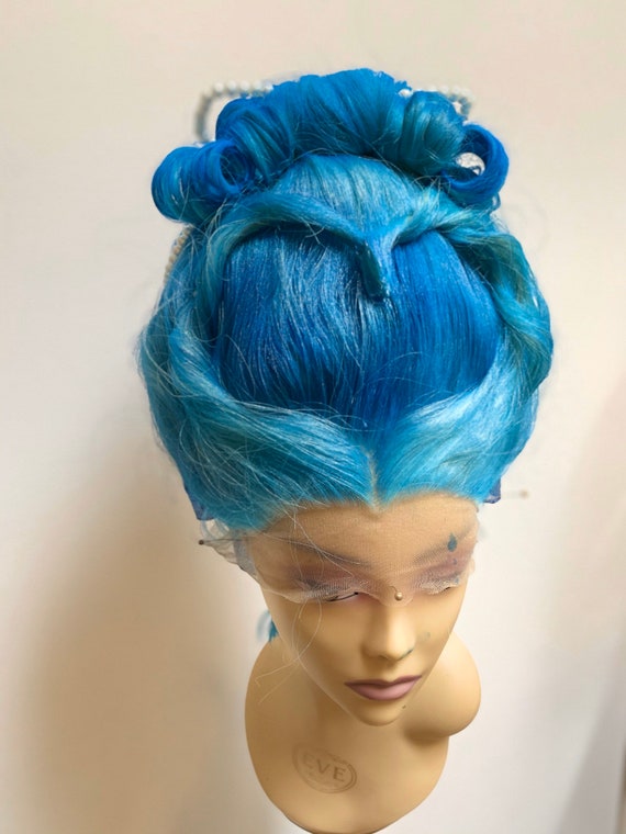 blue queen wig