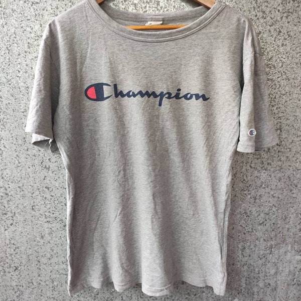 Vintage Champion t shirt spell out tee