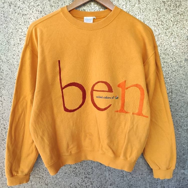 Vintage 90s Vintage United Colours of Benetton sweathirt Benetton crewneck Benetton jumper spell out