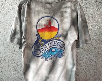 Vintage San Diego Hawaii shirt surfing tee tye dye single pocket made in usa unisex t shirt acid wash