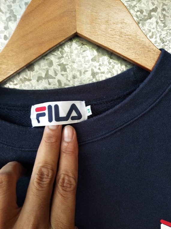 Fila t shirt small logo deals