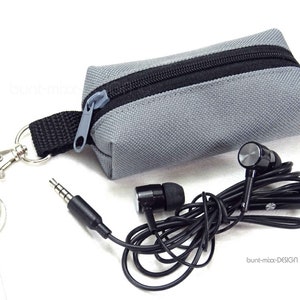 Mini borsa portachiavi grigio topo grigio custodia per cuffie chiavetta USB portamonete scatola borsa, di BuntMixxDesign ©