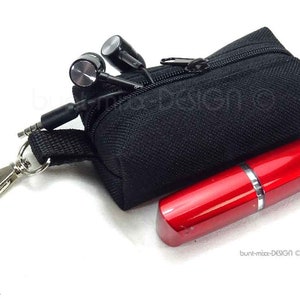 Schlüsselanhänger Minitasche schwarz simply black, Kopfhörer USB-Stick Kleingeld coin purse box bag, by BuntMixxDESIGN ©