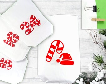 Advent calendar candy cane red and white, kraft paper bags, foldback clip wooden clips, 24 or 25, made by BuntMixxDESIGN ©