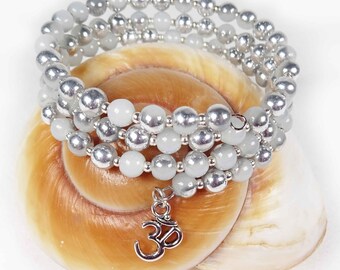 Wrap bracelet with memory wire and glass beads, smoky grey silver-coated, OM pendant for yoga and meditation, one size fits all, made by BuntMixxDESIGN ©
