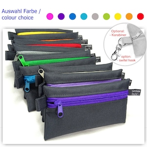 Piccola borsa impermeabile per esterni grigio scuro, cerniera molti COLORI, moschettone, inalatore TaTüTa, idea regalo uomo donna bambino, realizzata da BuntMixxDESIGN ©